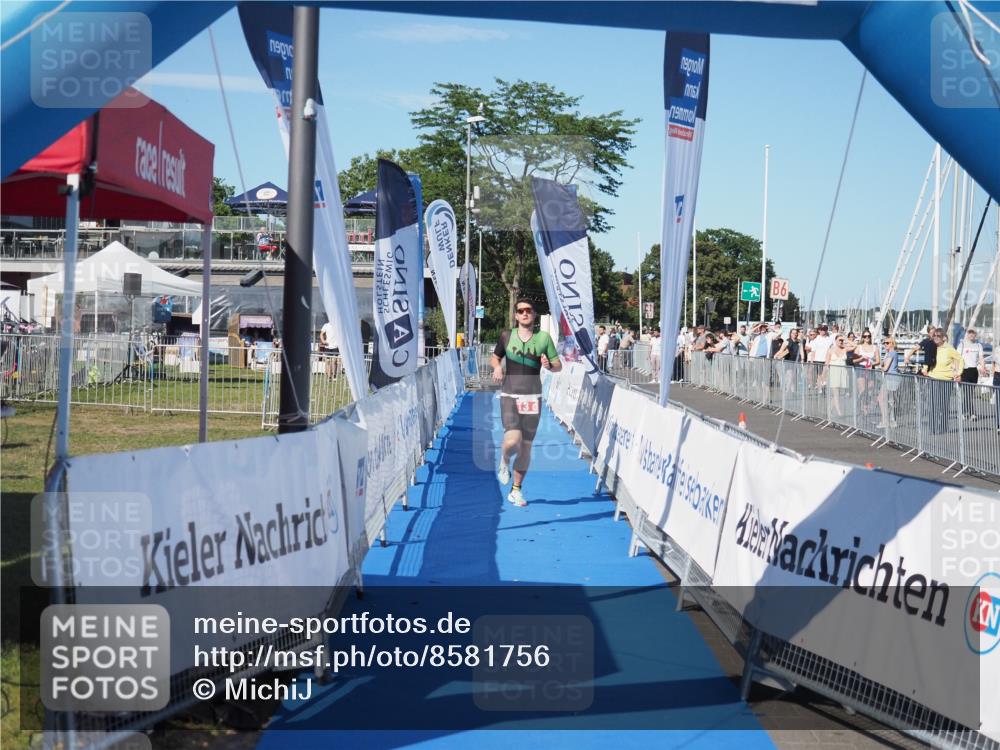 17.08.2025 - KN Förde Triathlon 2025 MichiJ http://msf.ph/oto/8581756 17.08.2025 16:32:27 Laufen 13 meine-sportfotos.de