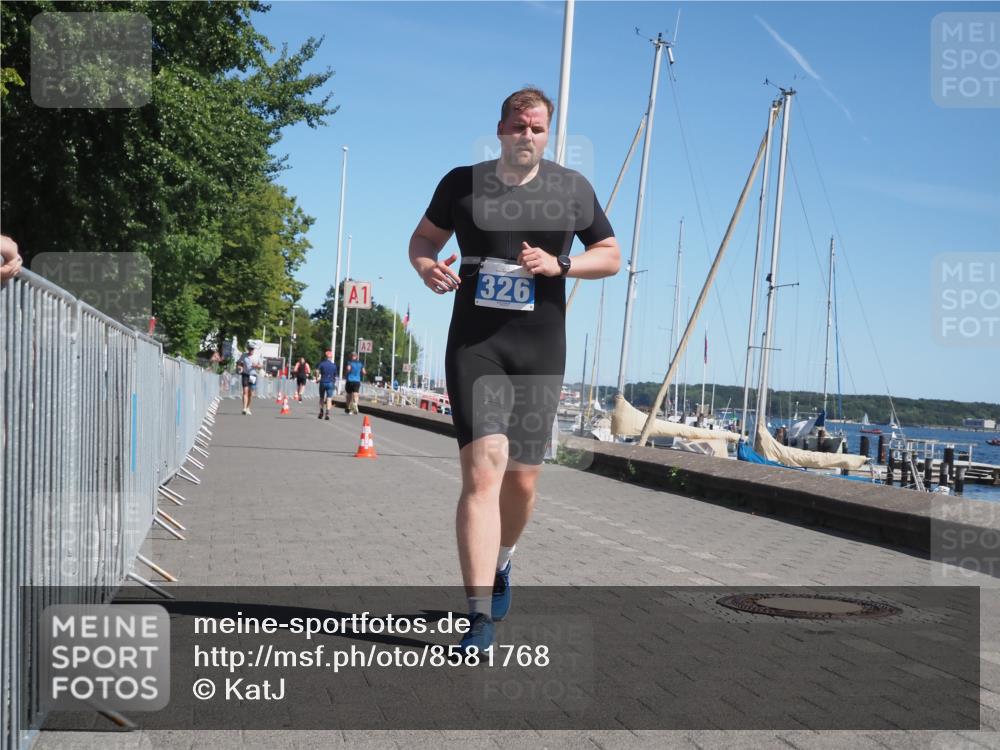 17.08.2025 - KN Förde Triathlon 2025 KatJ http://msf.ph/oto/8581768 17.08.2025 12:22:06 Laufen 326 meine-sportfotos.de