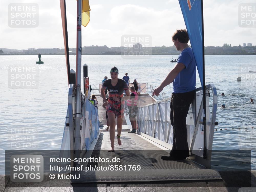 17.08.2025 - KN Förde Triathlon 2025 MichiJ http://msf.ph/oto/8581769 17.08.2025 09:20:43 Schwimmen 188, 211, 240, 241, 188, 197, 228, 241 meine-sportfotos.de