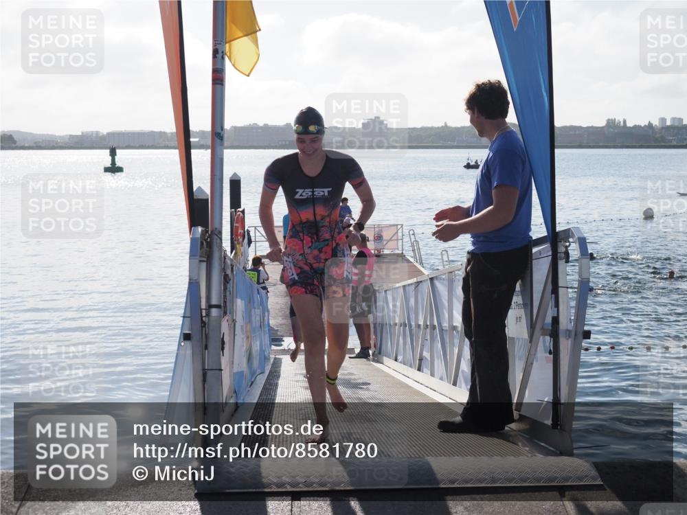 17.08.2025 - KN Förde Triathlon 2025 MichiJ http://msf.ph/oto/8581780 17.08.2025 09:20:43 Schwimmen 188, 211, 240, 241, 188, 197, 228, 241 meine-sportfotos.de