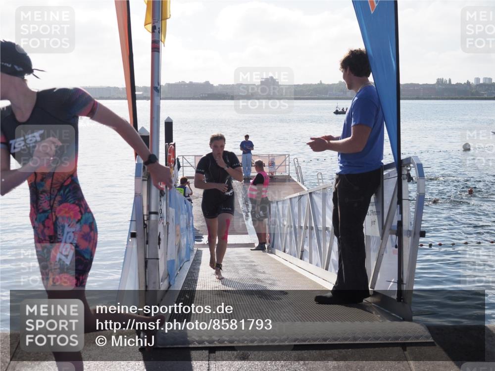 17.08.2025 - KN Förde Triathlon 2025 MichiJ http://msf.ph/oto/8581793 17.08.2025 09:20:45 Schwimmen 188, 211, 240, 241, 188, 197, 205, 228, 241 meine-sportfotos.de