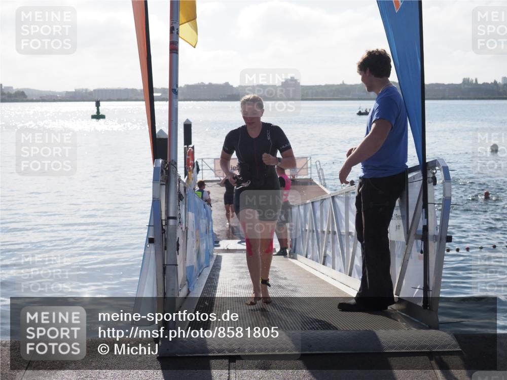 17.08.2025 - KN Förde Triathlon 2025 MichiJ http://msf.ph/oto/8581805 17.08.2025 09:20:45 Schwimmen 188, 211, 240, 241, 188, 197, 205, 228, 241 meine-sportfotos.de