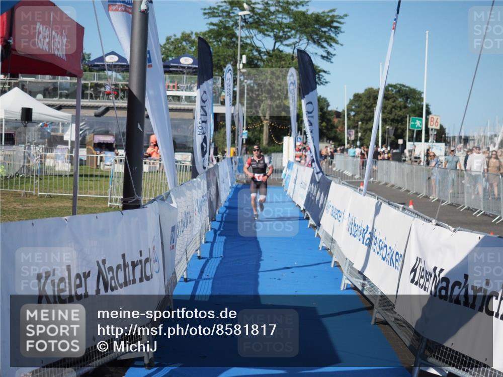 17.08.2025 - KN Förde Triathlon 2025 MichiJ http://msf.ph/oto/8581817 17.08.2025 16:34:16 Laufen  meine-sportfotos.de