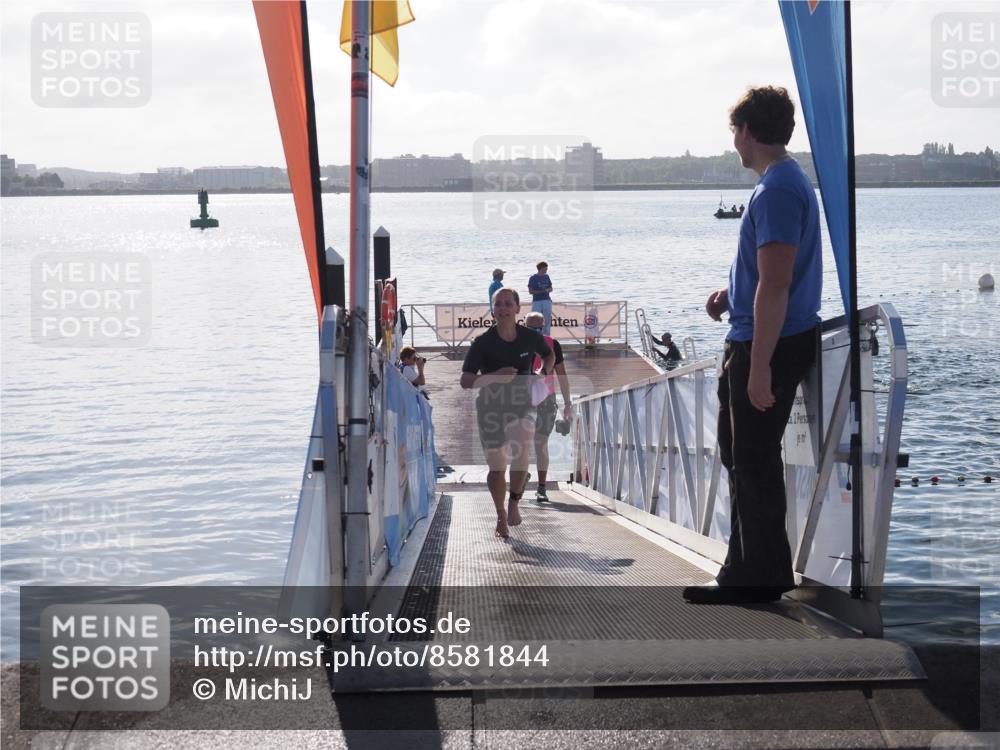 17.08.2025 - KN Förde Triathlon 2025 MichiJ http://msf.ph/oto/8581844 17.08.2025 09:20:49 Schwimmen 188, 228, 240, 241, 197, 200, 205, 228 meine-sportfotos.de