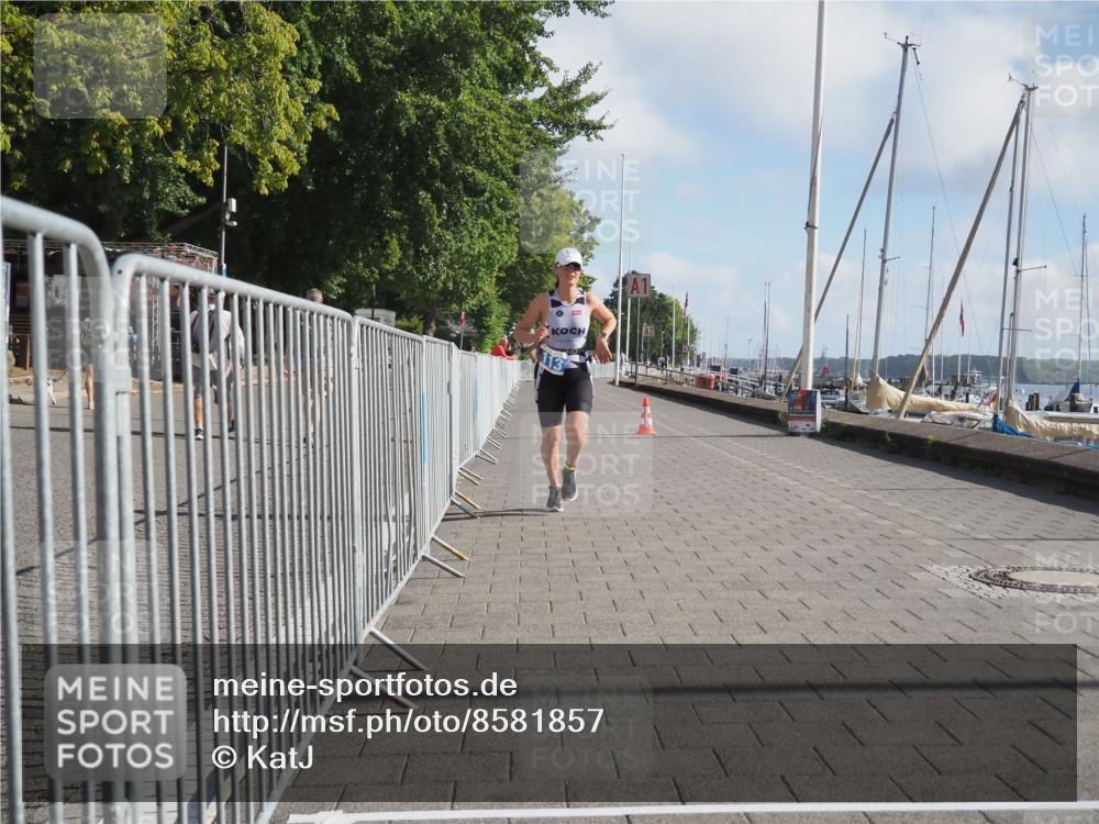 17.08.2025 - KN Förde Triathlon 2025 KatJ http://msf.ph/oto/8581857 17.08.2025 09:59:05 Laufen 113, 114 meine-sportfotos.de