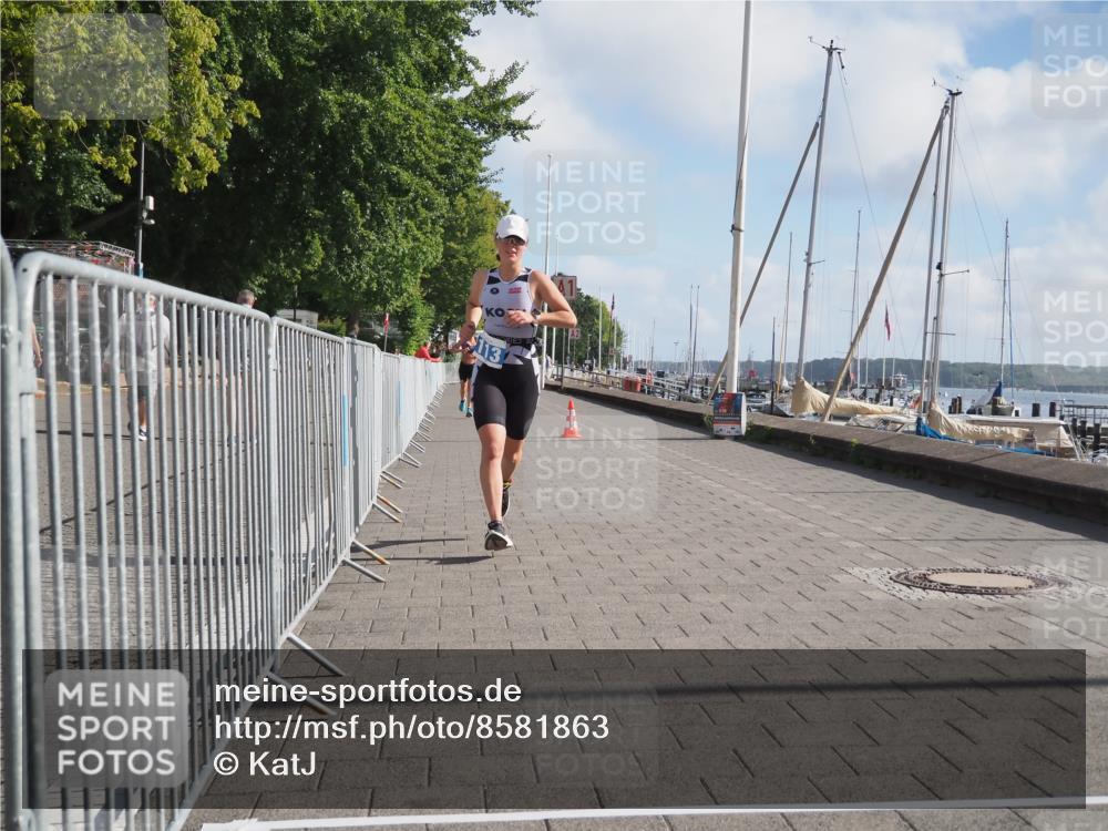 17.08.2025 - KN Förde Triathlon 2025 KatJ http://msf.ph/oto/8581863 17.08.2025 09:59:05 Laufen 113, 114 meine-sportfotos.de