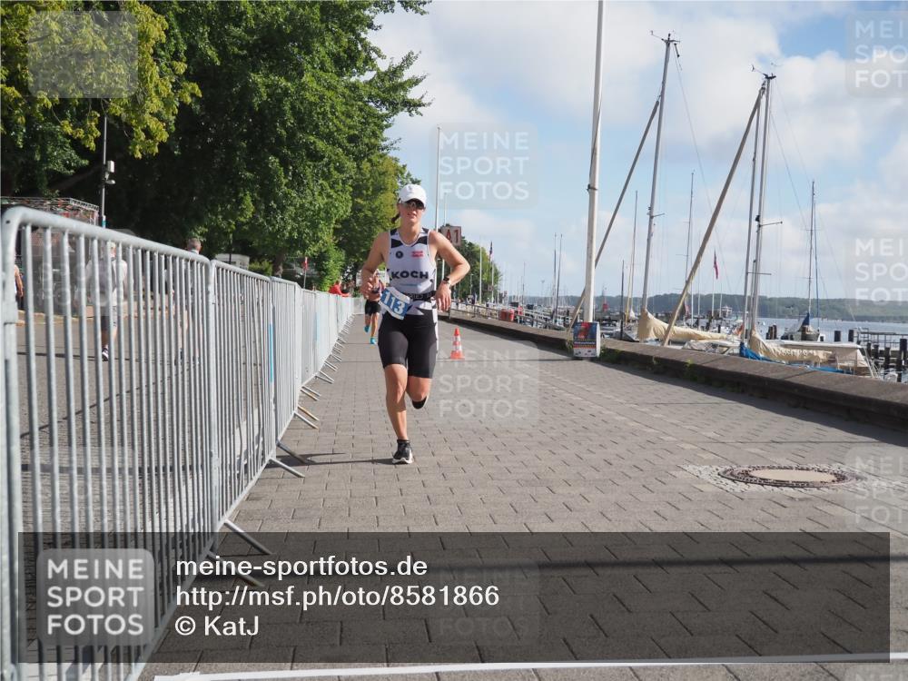 17.08.2025 - KN Förde Triathlon 2025 KatJ http://msf.ph/oto/8581866 17.08.2025 09:59:06 Laufen 113, 114 meine-sportfotos.de