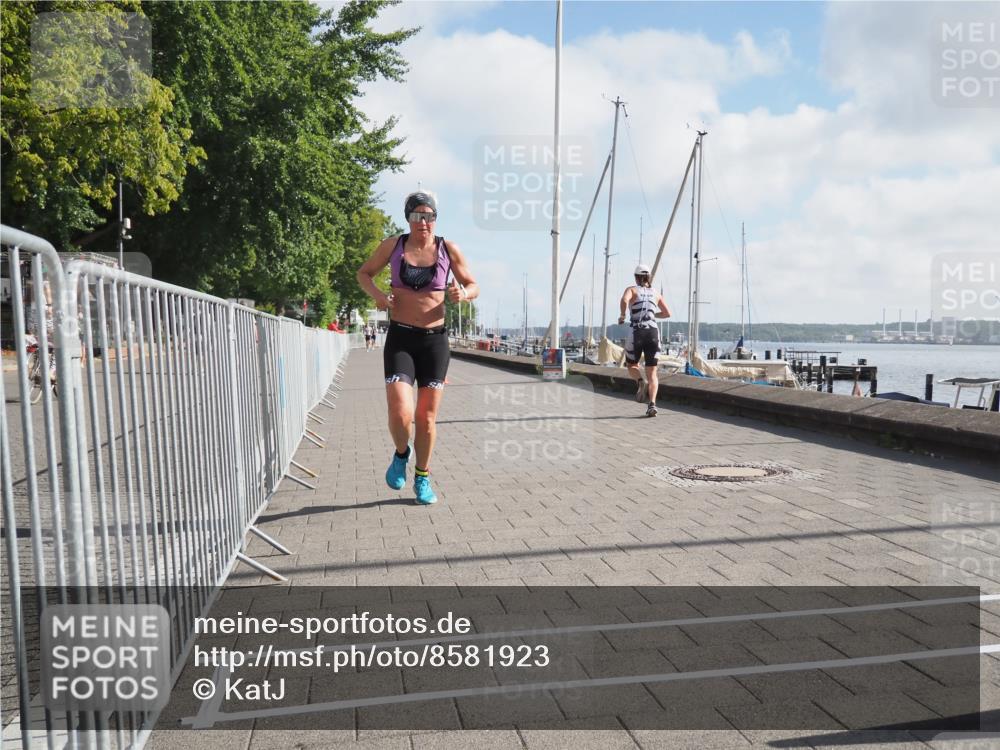 17.08.2025 - KN Förde Triathlon 2025 KatJ http://msf.ph/oto/8581923 17.08.2025 09:59:11 Laufen 114 meine-sportfotos.de