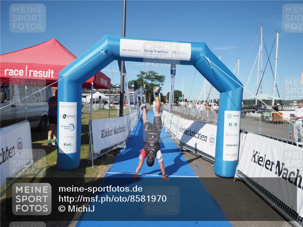 17.08.2025 - KN Förde Triathlon 2025 MichiJ http://msf.ph/oto/8581970 17.08.2025 16:34:25 Laufen 5 meine-sportfotos.de