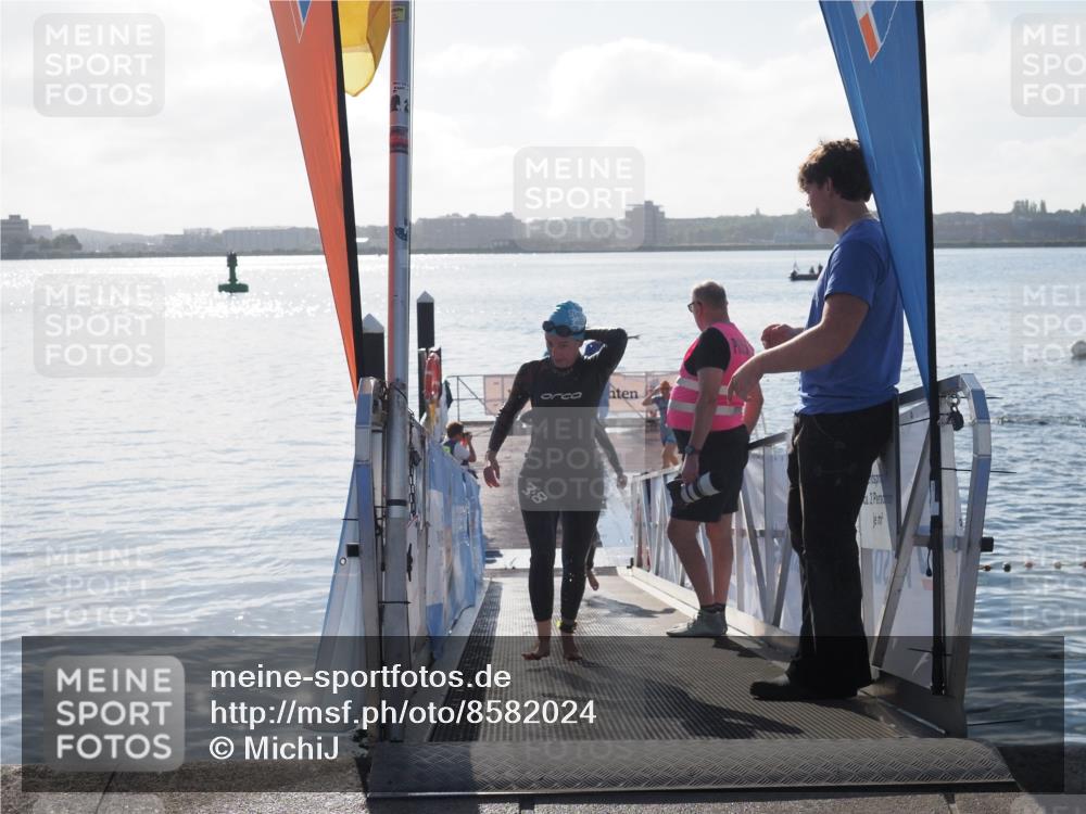17.08.2025 - KN Förde Triathlon 2025 MichiJ http://msf.ph/oto/8582024 17.08.2025 09:21:02 Schwimmen 197, 200, 205, 200, 205, 216, 223 meine-sportfotos.de