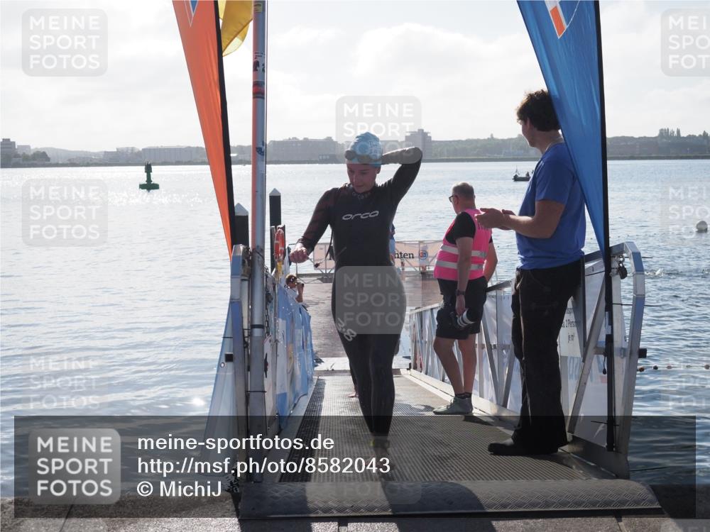 17.08.2025 - KN Förde Triathlon 2025 MichiJ http://msf.ph/oto/8582043 17.08.2025 09:21:03 Schwimmen 197, 200, 205, 223, 200, 216, 223 meine-sportfotos.de