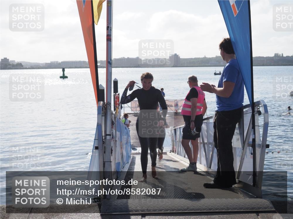 17.08.2025 - KN Förde Triathlon 2025 MichiJ http://msf.ph/oto/8582087 17.08.2025 09:21:05 Schwimmen 197, 200, 205, 216, 223, 200, 216, 223 meine-sportfotos.de