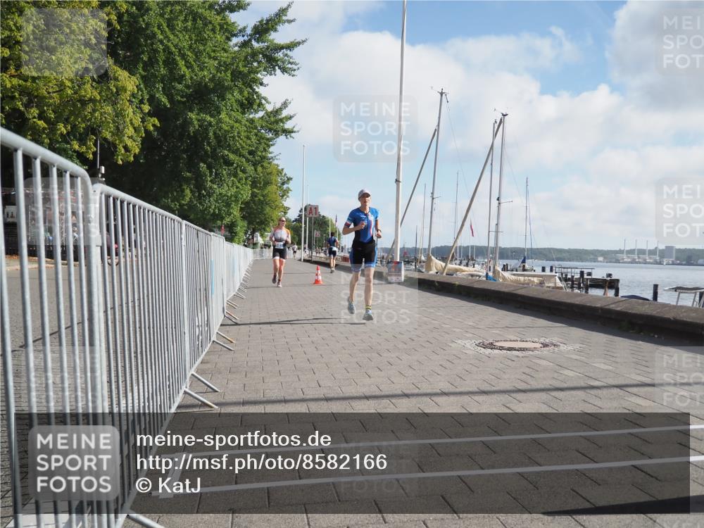 17.08.2025 - KN Förde Triathlon 2025 KatJ http://msf.ph/oto/8582166 17.08.2025 09:59:46 Laufen 103, 108 meine-sportfotos.de