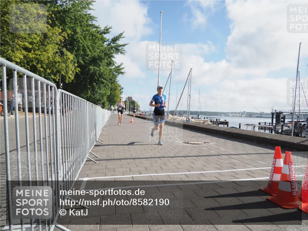 17.08.2025 - KN Förde Triathlon 2025 KatJ http://msf.ph/oto/8582190 17.08.2025 09:59:47 Laufen 103, 108 meine-sportfotos.de