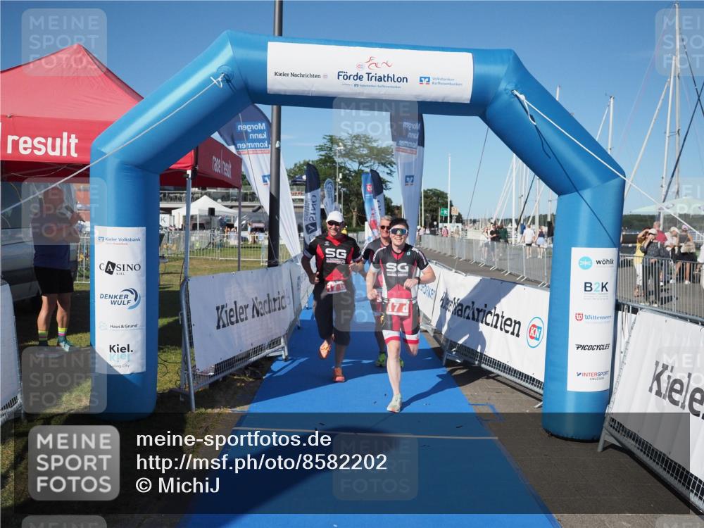 17.08.2025 - KN Förde Triathlon 2025 MichiJ http://msf.ph/oto/8582202 17.08.2025 16:42:26 Laufen 17 meine-sportfotos.de