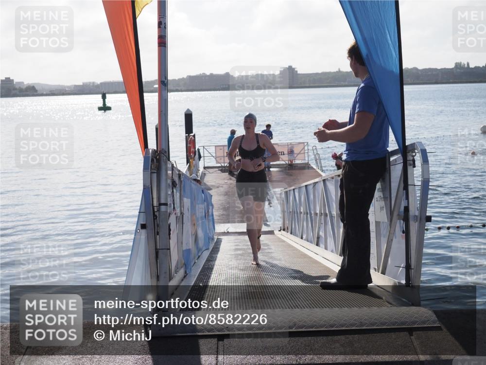17.08.2025 - KN Förde Triathlon 2025 MichiJ http://msf.ph/oto/8582226 17.08.2025 09:21:26 Schwimmen 171, 171, 194, 201, 230 meine-sportfotos.de