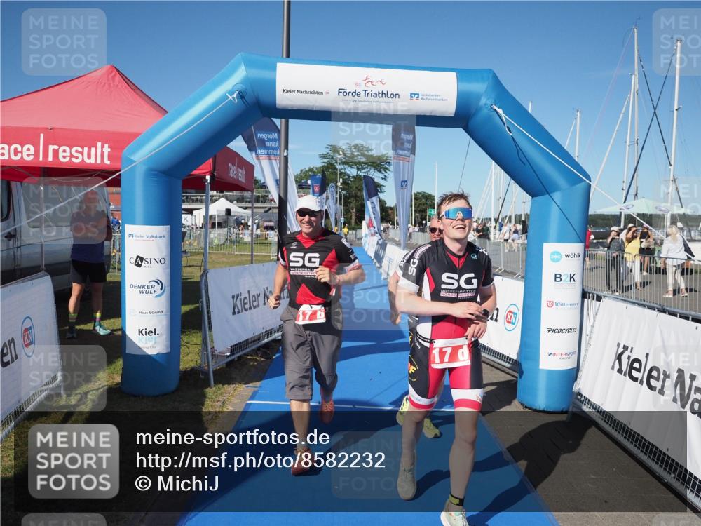 17.08.2025 - KN Förde Triathlon 2025 MichiJ http://msf.ph/oto/8582232 17.08.2025 16:42:27 Laufen 17 meine-sportfotos.de