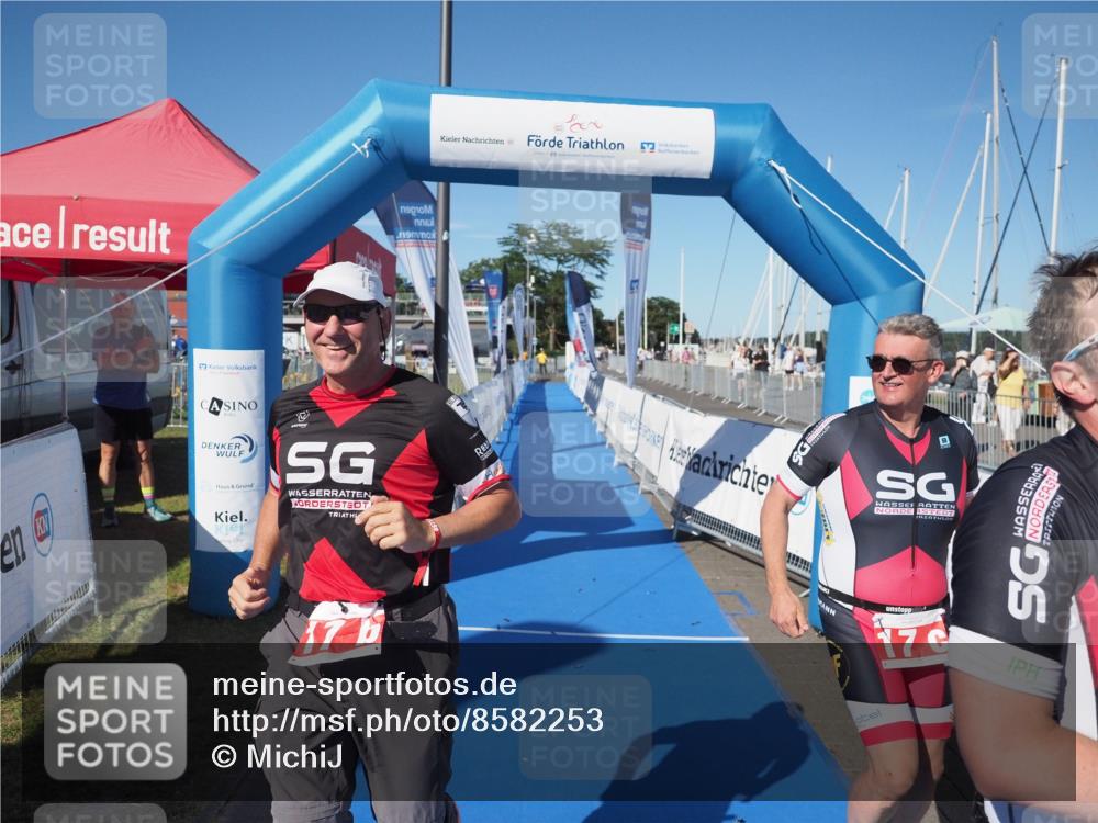 17.08.2025 - KN Förde Triathlon 2025 MichiJ http://msf.ph/oto/8582253 17.08.2025 16:42:28 Laufen 17 meine-sportfotos.de