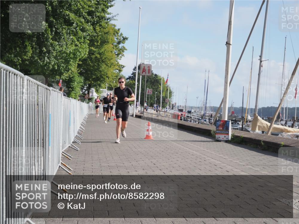 17.08.2025 - KN Förde Triathlon 2025 KatJ http://msf.ph/oto/8582298 17.08.2025 10:00:27 Laufen 106 meine-sportfotos.de