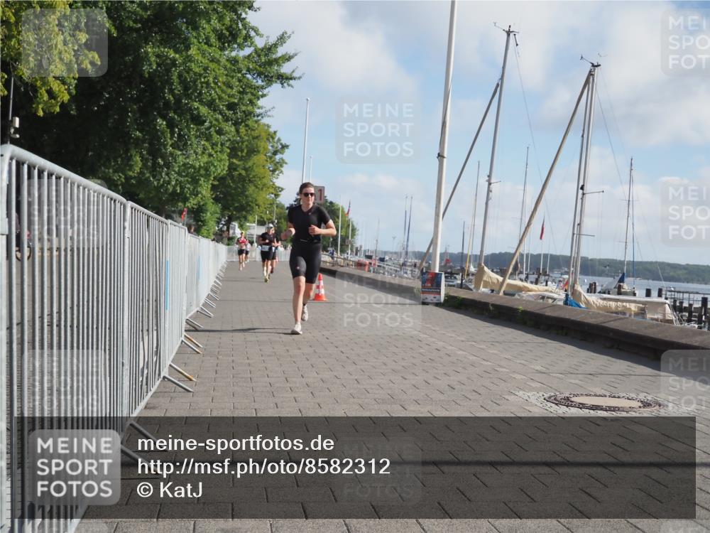 17.08.2025 - KN Förde Triathlon 2025 KatJ http://msf.ph/oto/8582312 17.08.2025 10:00:29 Laufen 106, 133, 136 meine-sportfotos.de