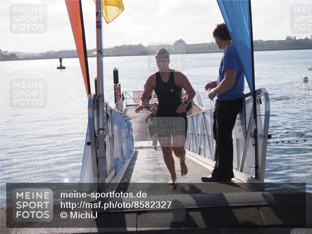 17.08.2025 - KN Förde Triathlon 2025 MichiJ http://msf.ph/oto/8582327 17.08.2025 09:21:32 Schwimmen 171, 194, 201, 194, 201, 230 meine-sportfotos.de