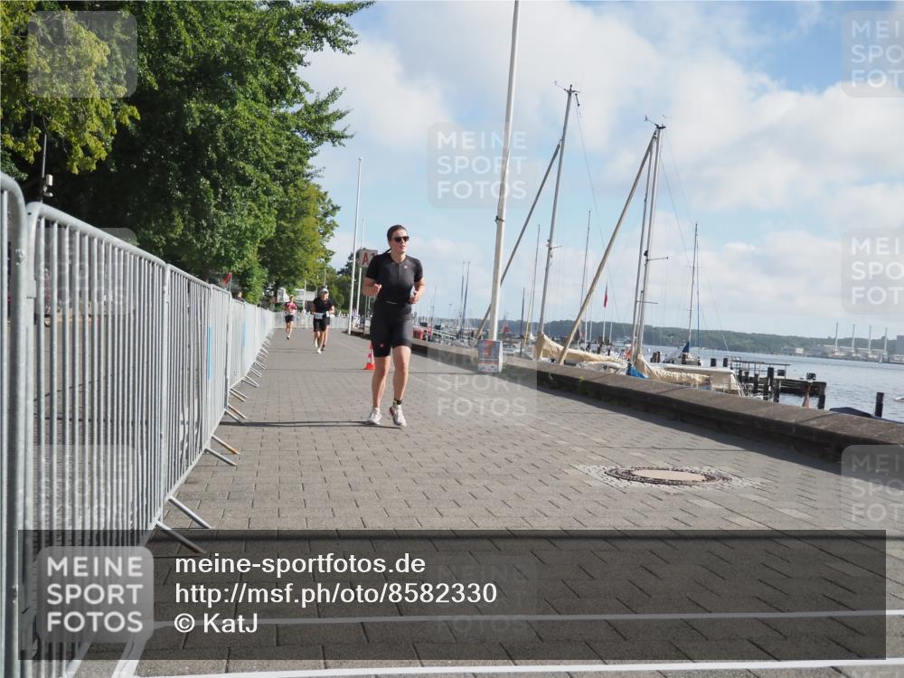 17.08.2025 - KN Förde Triathlon 2025 KatJ http://msf.ph/oto/8582330 17.08.2025 10:00:30 Laufen 106, 133, 136 meine-sportfotos.de