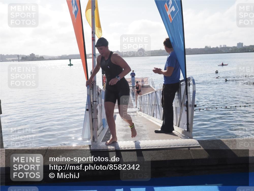 17.08.2025 - KN Förde Triathlon 2025 MichiJ http://msf.ph/oto/8582342 17.08.2025 09:21:33 Schwimmen 171, 194, 201, 194, 201, 230 meine-sportfotos.de