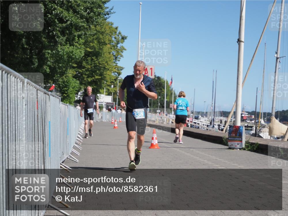 17.08.2025 - KN Förde Triathlon 2025 KatJ http://msf.ph/oto/8582361 17.08.2025 12:24:25 Laufen 338, 344 meine-sportfotos.de