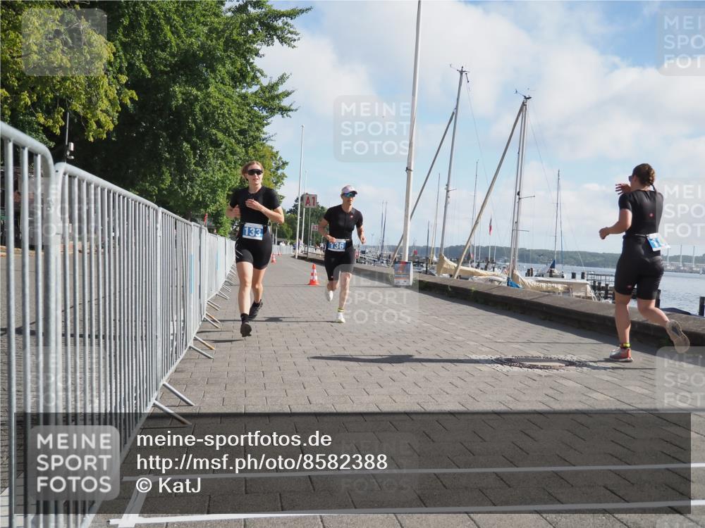 17.08.2025 - KN Förde Triathlon 2025 KatJ http://msf.ph/oto/8582388 17.08.2025 10:00:36 Laufen 119, 133, 136 meine-sportfotos.de