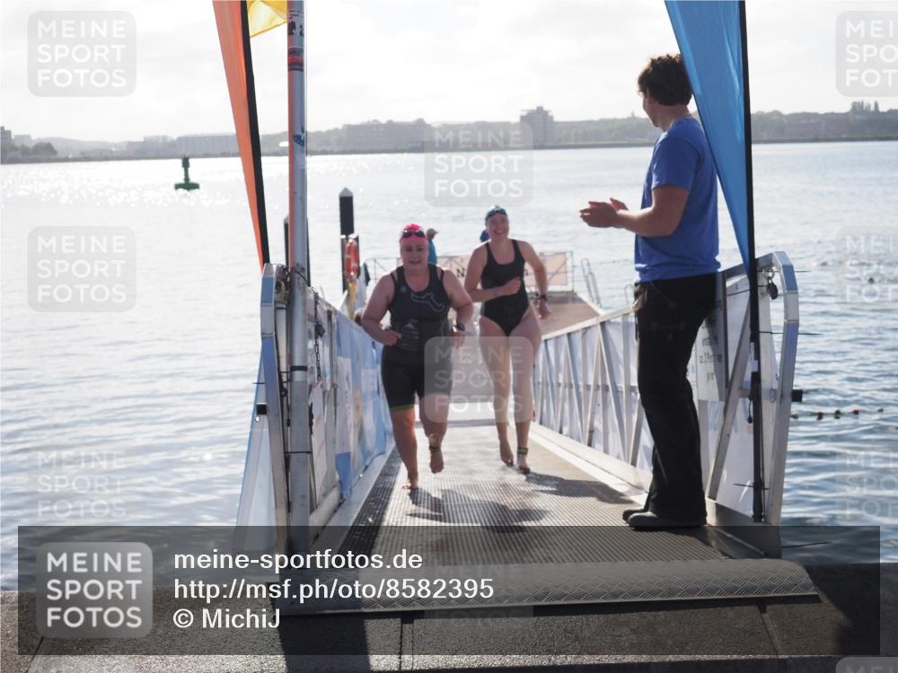 17.08.2025 - KN Förde Triathlon 2025 MichiJ http://msf.ph/oto/8582395 17.08.2025 09:21:37 Schwimmen 171, 194, 201, 230, 230, 244 meine-sportfotos.de