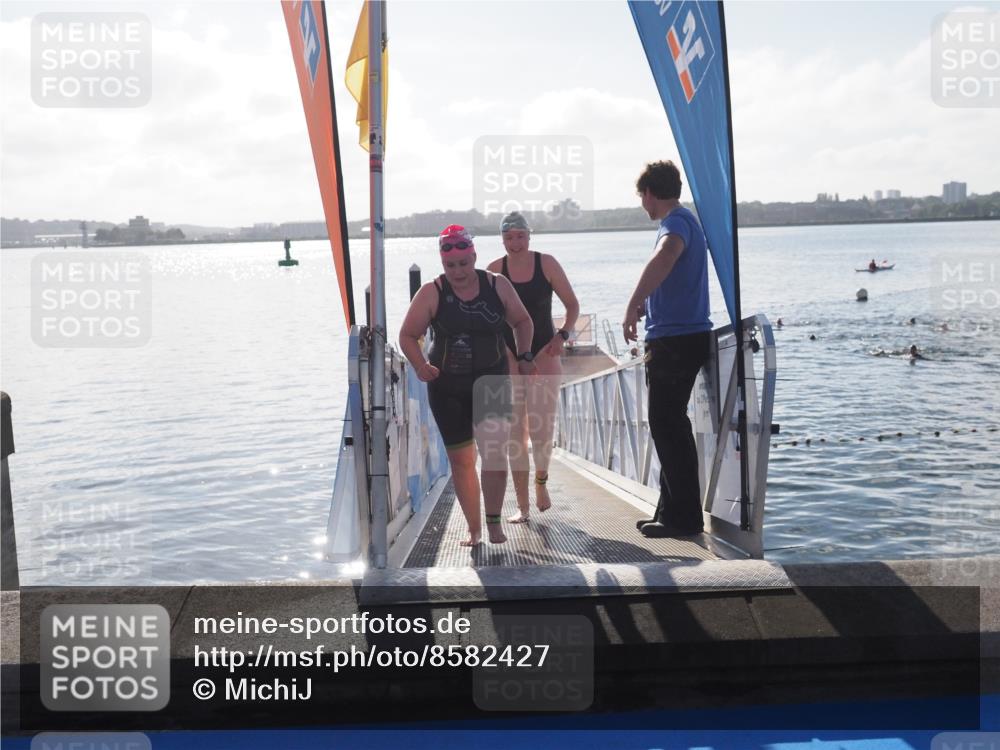 17.08.2025 - KN Förde Triathlon 2025 MichiJ http://msf.ph/oto/8582427 17.08.2025 09:21:38 Schwimmen 171, 194, 201, 230, 230, 244 meine-sportfotos.de