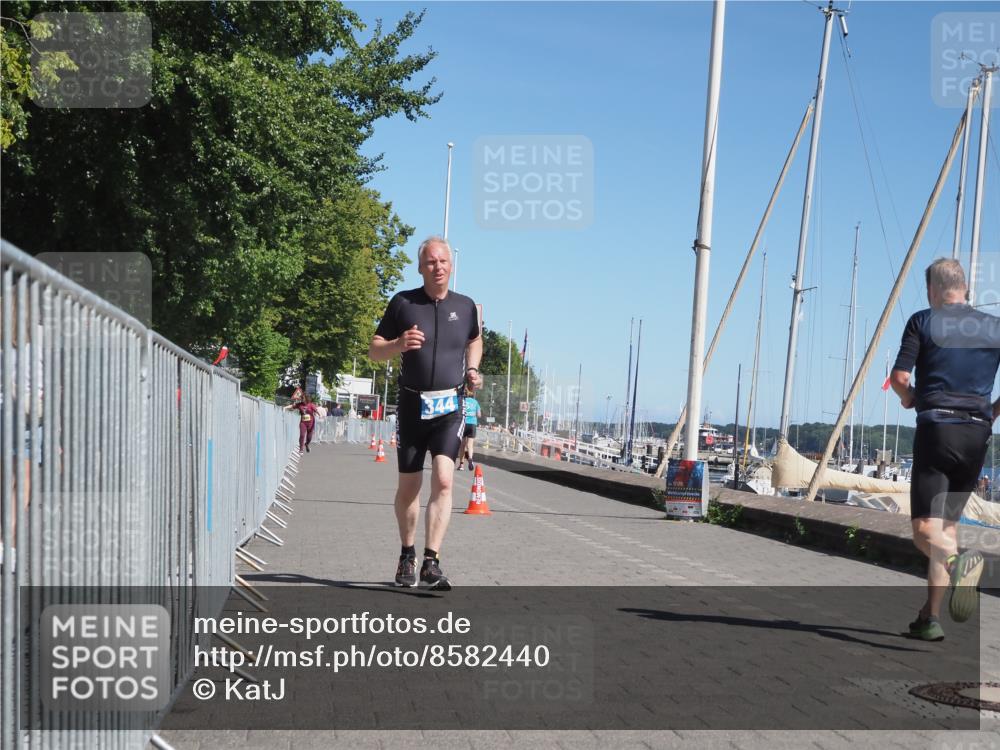 17.08.2025 - KN Förde Triathlon 2025 KatJ http://msf.ph/oto/8582440 17.08.2025 12:24:32 Laufen 344 meine-sportfotos.de