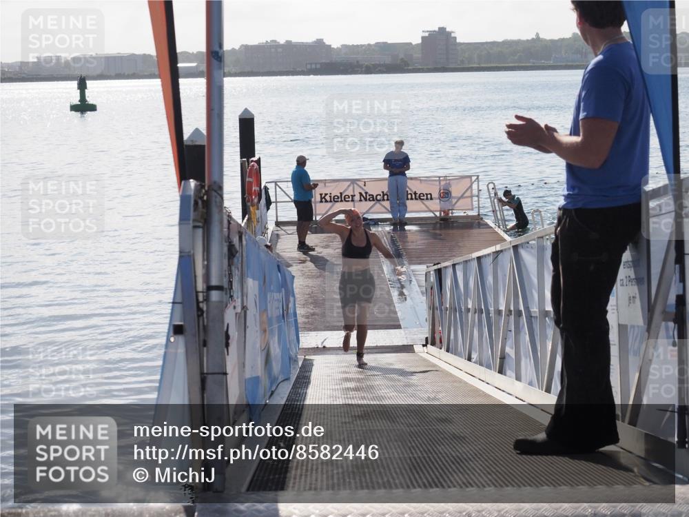 17.08.2025 - KN Förde Triathlon 2025 MichiJ http://msf.ph/oto/8582446 17.08.2025 09:21:50 Schwimmen 244, 212, 215, 242, 244 meine-sportfotos.de