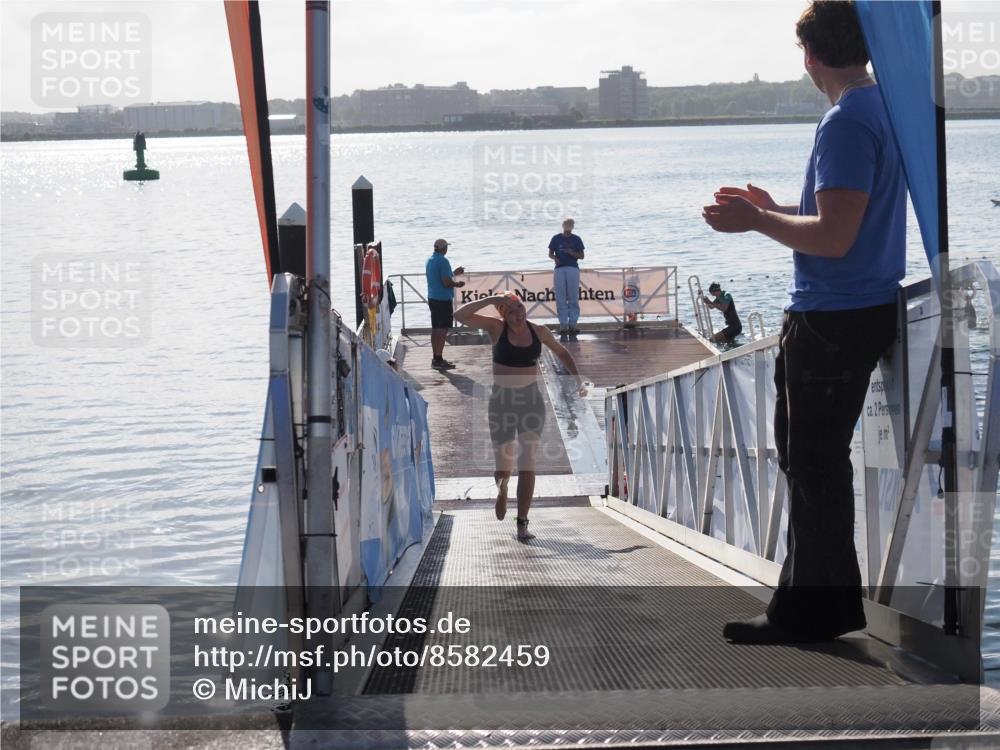 17.08.2025 - KN Förde Triathlon 2025 MichiJ http://msf.ph/oto/8582459 17.08.2025 09:21:51 Schwimmen 244, 212, 215, 242, 244 meine-sportfotos.de