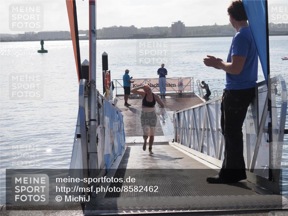 17.08.2025 - KN Förde Triathlon 2025 MichiJ http://msf.ph/oto/8582462 17.08.2025 09:21:51 Schwimmen 244, 212, 215, 242, 244 meine-sportfotos.de