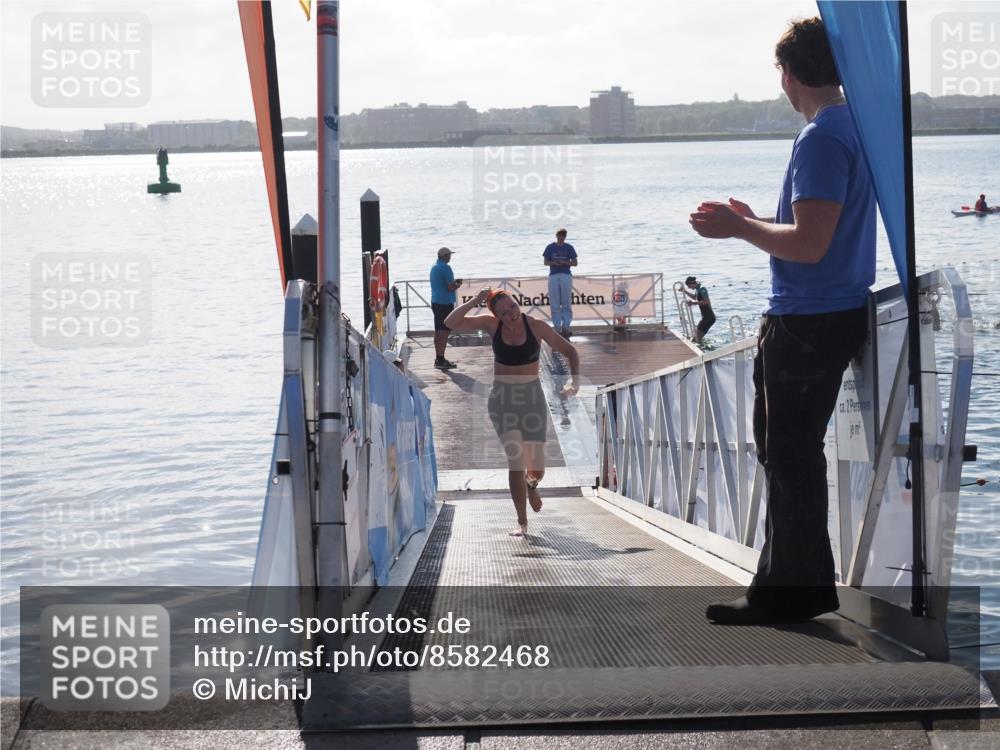 17.08.2025 - KN Förde Triathlon 2025 MichiJ http://msf.ph/oto/8582468 17.08.2025 09:21:51 Schwimmen 244, 212, 215, 242, 244 meine-sportfotos.de