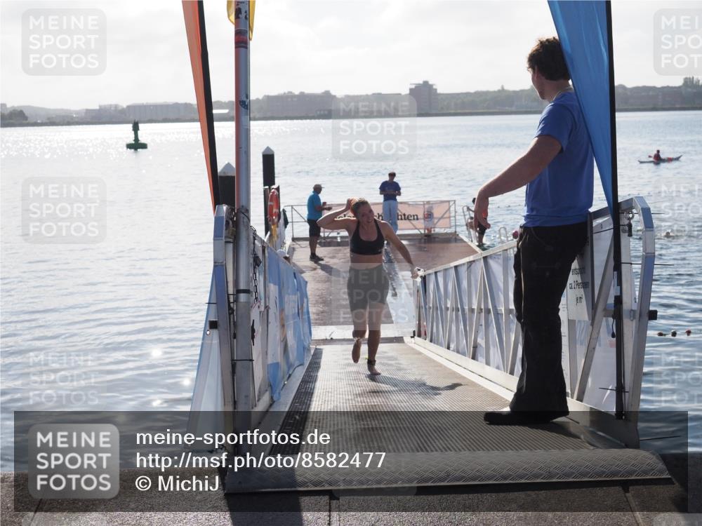 17.08.2025 - KN Förde Triathlon 2025 MichiJ http://msf.ph/oto/8582477 17.08.2025 09:21:52 Schwimmen 244, 212, 215, 242, 244 meine-sportfotos.de