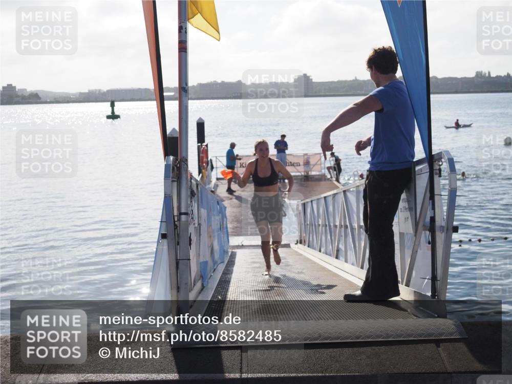 17.08.2025 - KN Förde Triathlon 2025 MichiJ http://msf.ph/oto/8582485 17.08.2025 09:21:52 Schwimmen 244, 212, 215, 242, 244 meine-sportfotos.de