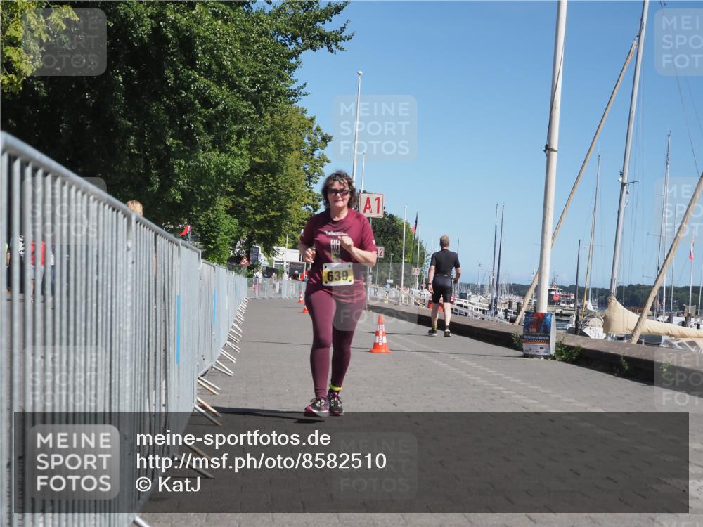 17.08.2025 - KN Förde Triathlon 2025 KatJ http://msf.ph/oto/8582510 17.08.2025 12:24:49 Laufen 639 meine-sportfotos.de