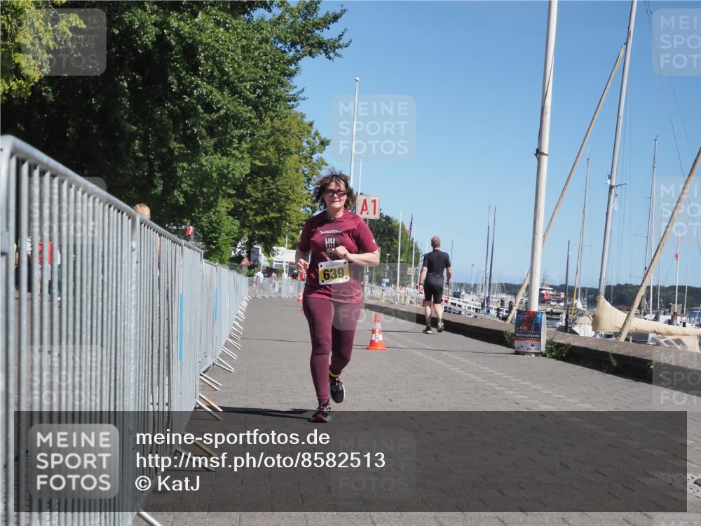 17.08.2025 - KN Förde Triathlon 2025 KatJ http://msf.ph/oto/8582513 17.08.2025 12:24:49 Laufen 639 meine-sportfotos.de