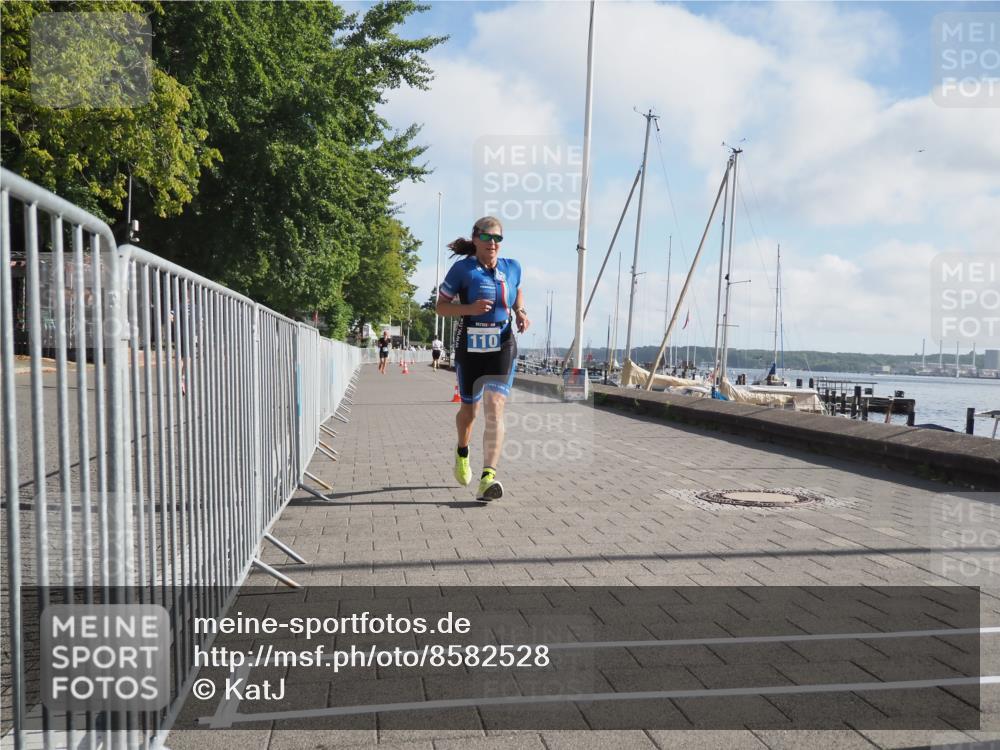 17.08.2025 - KN Förde Triathlon 2025 KatJ http://msf.ph/oto/8582528 17.08.2025 10:01:11 Laufen 110 meine-sportfotos.de