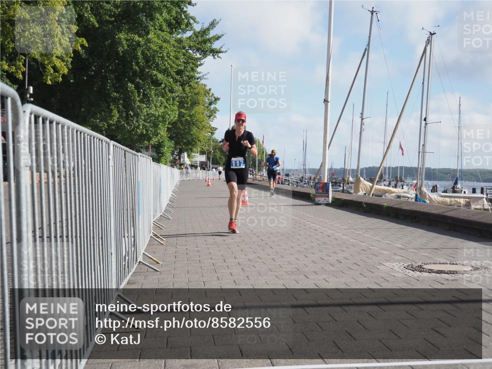 17.08.2025 - KN Förde Triathlon 2025 KatJ http://msf.ph/oto/8582556 17.08.2025 10:01:23 Laufen 117 meine-sportfotos.de