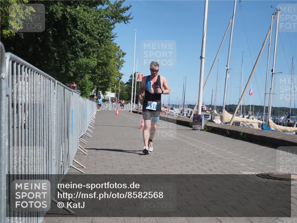 17.08.2025 - KN Förde Triathlon 2025 KatJ http://msf.ph/oto/8582568 17.08.2025 12:25:45 Laufen 351 meine-sportfotos.de