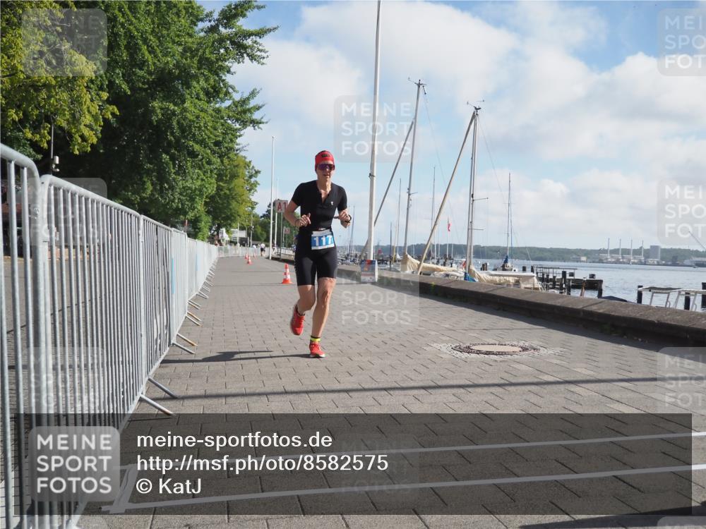 17.08.2025 - KN Förde Triathlon 2025 KatJ http://msf.ph/oto/8582575 17.08.2025 10:01:24 Laufen 117 meine-sportfotos.de