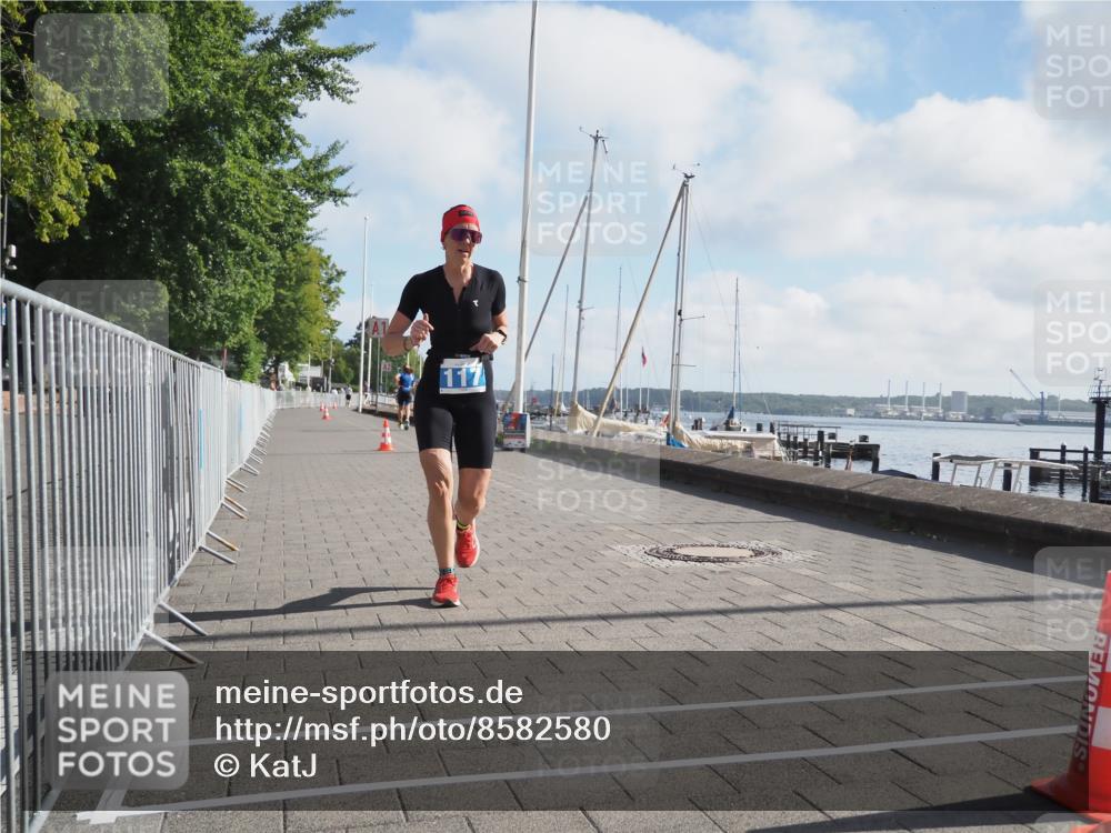17.08.2025 - KN Förde Triathlon 2025 KatJ http://msf.ph/oto/8582580 17.08.2025 10:01:24 Laufen 117 meine-sportfotos.de