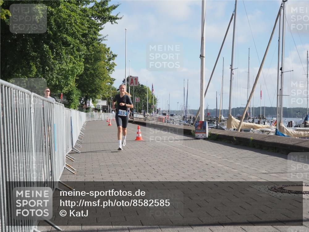 17.08.2025 - KN Förde Triathlon 2025 KatJ http://msf.ph/oto/8582585 17.08.2025 10:01:49 Laufen 162 meine-sportfotos.de