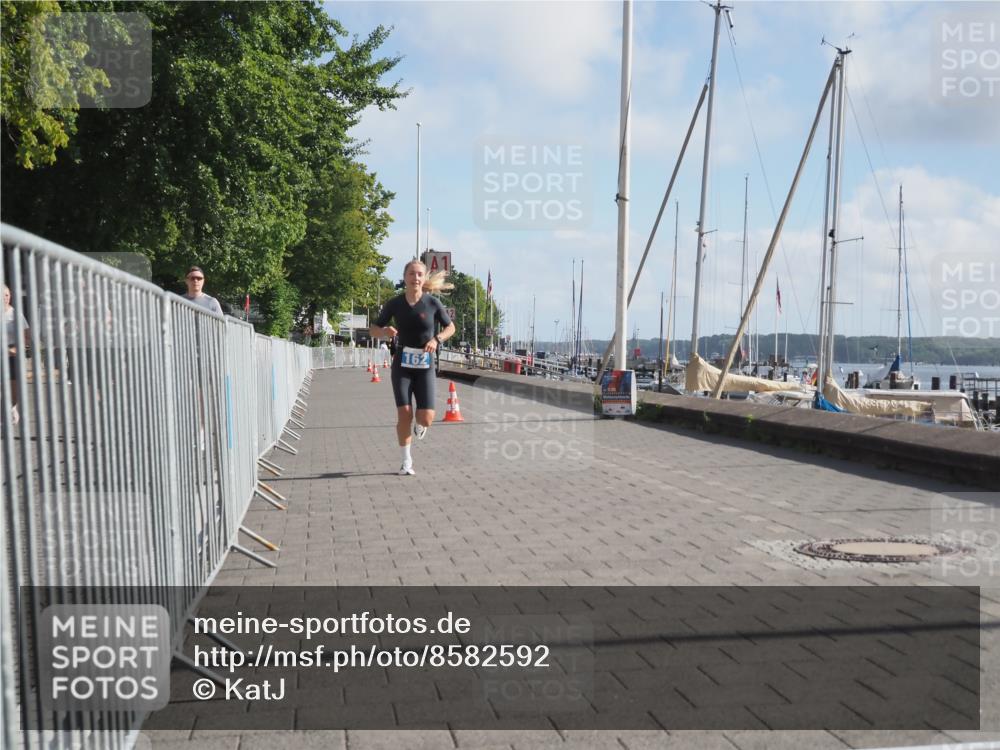 17.08.2025 - KN Förde Triathlon 2025 KatJ http://msf.ph/oto/8582592 17.08.2025 10:01:50 Laufen 162 meine-sportfotos.de