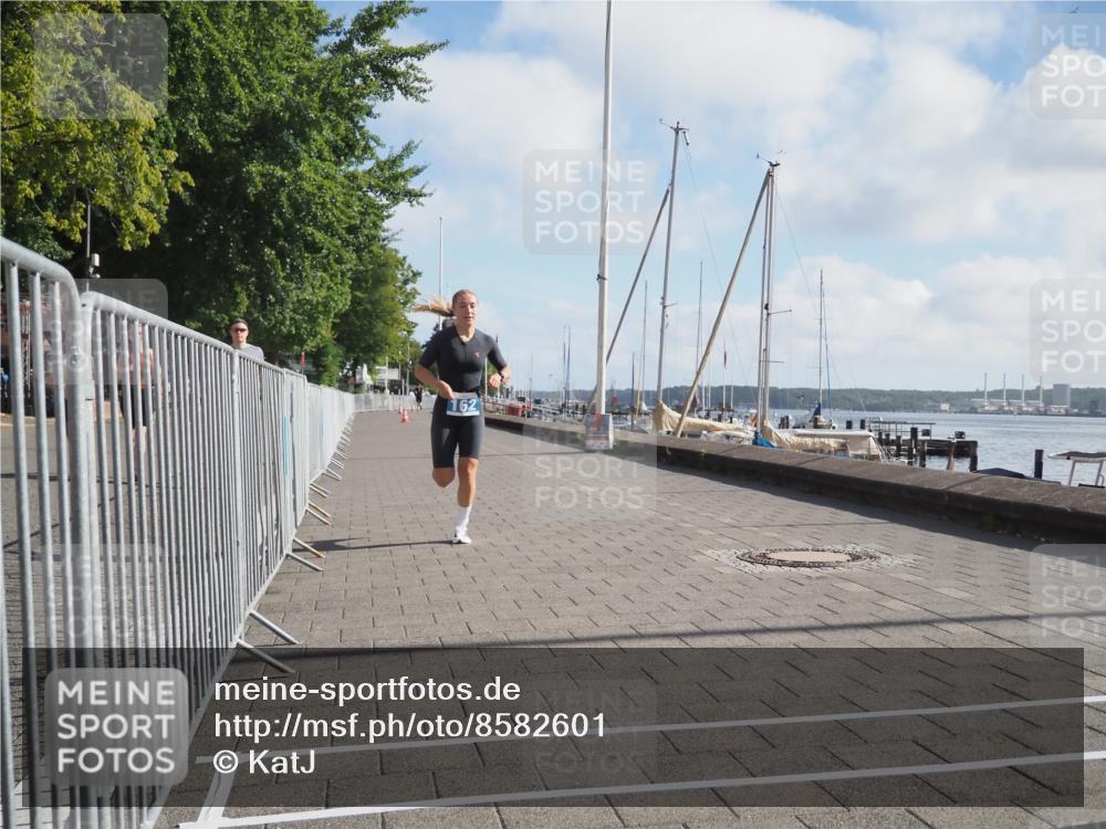 17.08.2025 - KN Förde Triathlon 2025 KatJ http://msf.ph/oto/8582601 17.08.2025 10:01:51 Laufen 162 meine-sportfotos.de