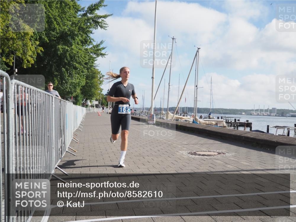 17.08.2025 - KN Förde Triathlon 2025 KatJ http://msf.ph/oto/8582610 17.08.2025 10:01:51 Laufen 162 meine-sportfotos.de