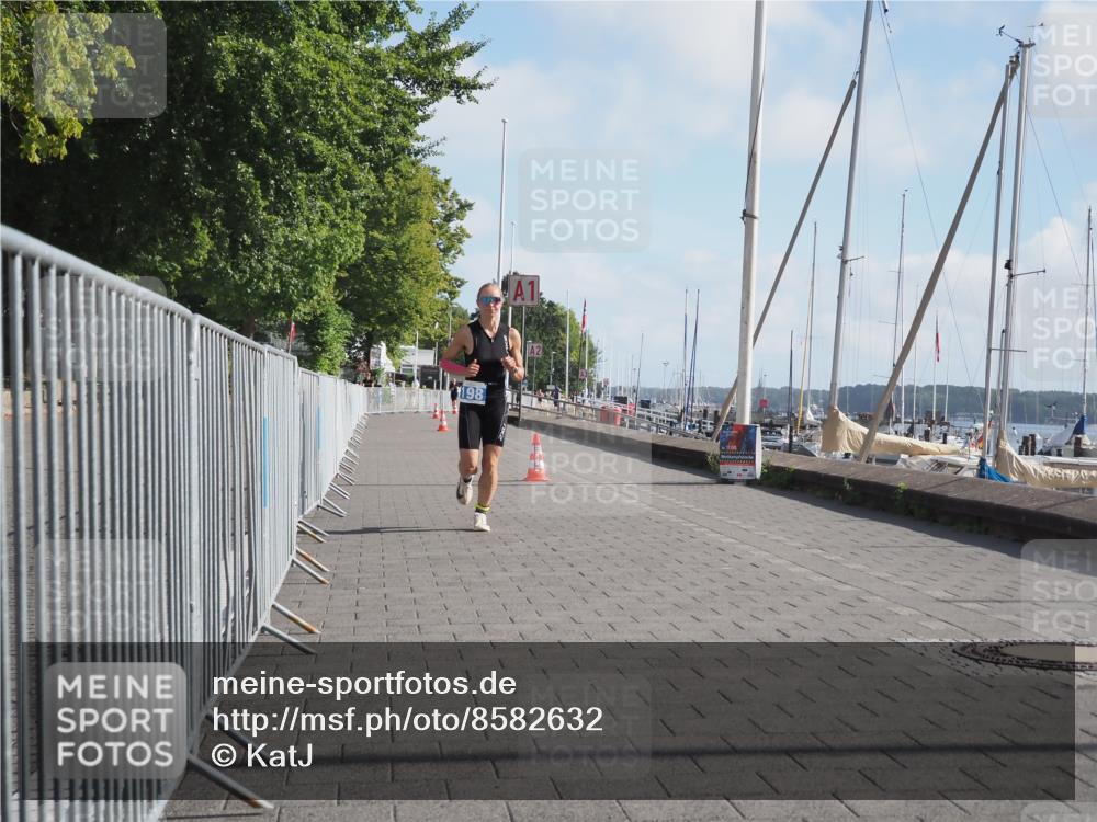 17.08.2025 - KN Förde Triathlon 2025 KatJ http://msf.ph/oto/8582632 17.08.2025 10:02:22 Laufen 198 meine-sportfotos.de